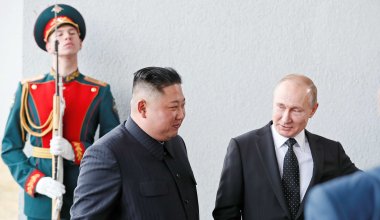 Пхеньяннан шыға бермейтін Ким Чен Ын Путинмен кездесу үшін Ресейге барады
