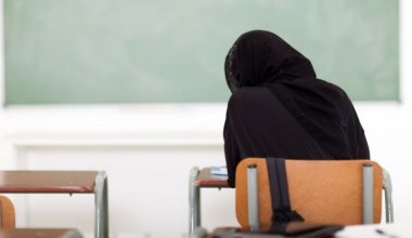 Хиджаб дауы:  Діни басқарма оқу-ағарту министрлігіне ұсыныс жасады