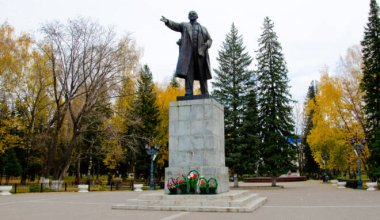 ШҚО-дағы Ленин ескерткішін қалпына келтіруге қарсы петиция жарияланды