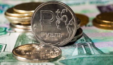 Рубльге сұраныс күрт төмендеді: қазақстандықтар Ресей валютасынан арылуға асықты