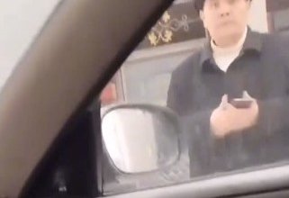«Аллаху акбар!»: Желіде такси жүргізушісімен кикілжіңге келген «имамның» видеосы тарап жатыр