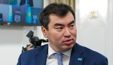 Жаңа министр Әрінов журналистерге кеңес берем деп сынға қалды
