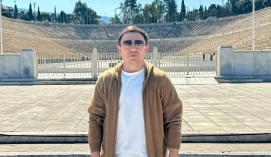 Головкин Қазақстан құрамасын қолдау үшін Грекияға ұшып барды