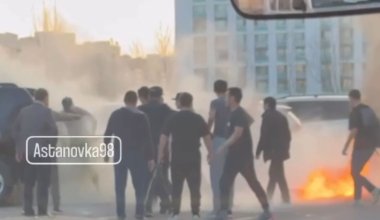 Астанада ер адамның жанып жатқан видеосы пайда болды