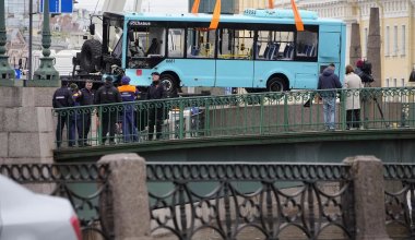 Санкт-Петербургте өзенге құлаған автобус: Қазақстан тумасы көз жұмды