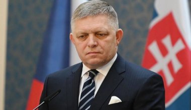 «Кешіремін»: Қастандыққа ұшыраған Словакия премьер-министрі мәлімдеме жасады