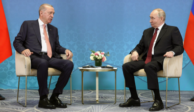 Астанадағы кездесу: Путин мен Ердоған не жөнінде сөйлесті