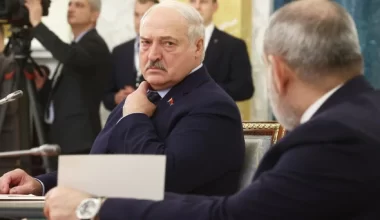 Лукашенко мен Пашинян ЕАЭО отырысында "ерегесіп" қалды