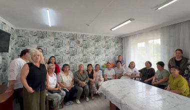 Бағанашылдағы дау: енді мұғалімдерге қысым көрсетіле бастаған