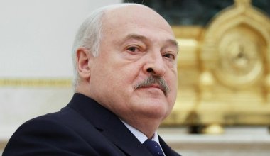 "Айтарым бар": Лукашенко Зеленскиймен кездескісі келеді