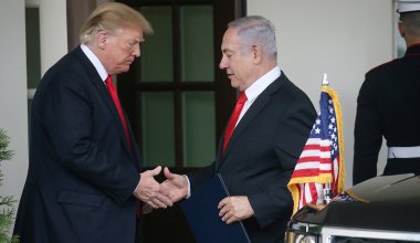 Газадағы бейбітшілік келісімі: Трамп Нетаньяхумен кездесті