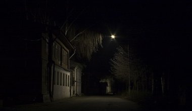 Жел тұрғанға құлаған - Қарағандыда бүтін ауыл жарықсыз қалған