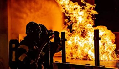 Астанада көпқабатты үйден өрт шығып, үш бала қаза тапты