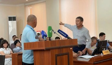 «Қызыма жоламайды деп уәде бергенсің»: Нұрайдың әкесі сотта Шерханның әкесіне ренішін айтты