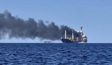 Түркия Ресей мен Украинаға Қара теңіздегі кемелерге шабуылды тоқтатуды ұсынды