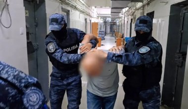 Алматыда жүргізушіні соққыға жыққан ер адам ұсталды