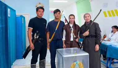 Робот, Месси және 116 жастағы әже: Құрылтай сайлауындағы ерекше сәттер