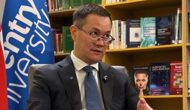 Диплом енді керек емес: Мирас Дәуленов ЖИ және білімнің болашағы жайлы