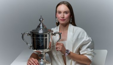 Елена Рыбакина ресми түрде әлемнің бірінші ракеткасы атанды