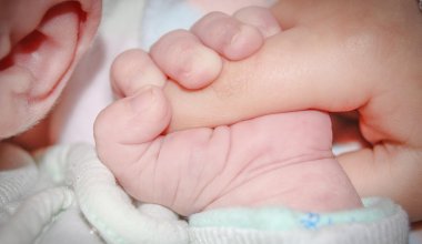 Елдің қай өңірлерінде бес жасқа дейінгі балалар жиі қайтыс болады және оның себебі неде
