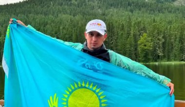 Белсенді Мансур Мовлаев Алматыдағы ауруханада тағы да өзіне қол жұмсамақ болды