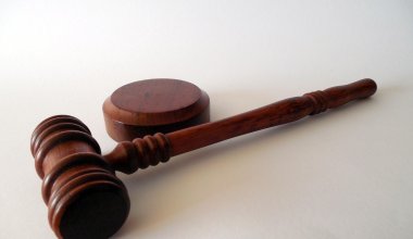 Көкшетау соты әкімшілігінің басшысы қайтыс болды: туыстары жұмыста қысым көргенін айтты