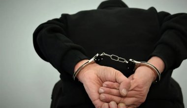 Ақтөбеде үйленген ер адам мектеп оқушысымен интимдік қатынасқа түсті деген күдікке ілінді