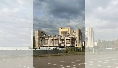 ҚазҰУ-да Студенттер сарайының шатыры опырылды