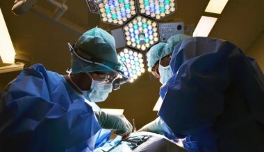 Ақтауда 13 жастағы жасөспірімнің өлімінен кейін хирург ұсталды