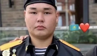 Каспийдегі қайғылы оқиғадан аман қалған тағы бір сарбаз әскери қызметін аяқтап, үйіне оралды
