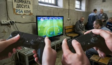 Павлодарда сотталғандар PlayStation ойнап, әлеуметтік желілерді пайдаланған