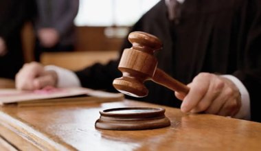 Астанада 20 жүк көлігін заңсыз кіргізген үш адам сотталды