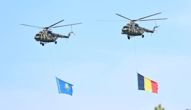 Бельгия королін Ақордада екі елдің туын ілген тікұшақтар қарсы алды