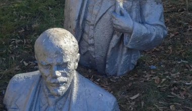 Қостанай облысында 60 жылдан бері тұрған Ленин ескерткіші алынып тасталды