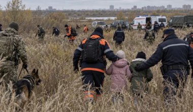 Астанада адасып кеткен екі баланы 200-ден аса полицей іздеді