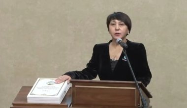 Құрылтайдың жаңа депутаты ант берді