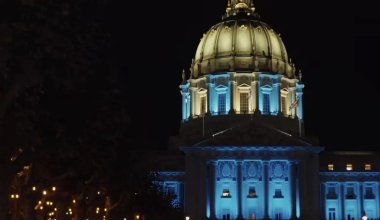 Қазақстанға мерекелік тарту: Сан-Франциско мэриясы көк-сары түске боялды