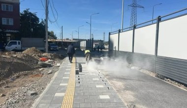 Алматыда тас төсеуіш төсеу кезінде ереже бұзған құрылыс компаниялары жаппай жазаланды