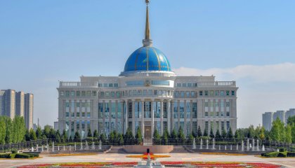 Сүлейменов пен Сағымбаев қызметінде қалды