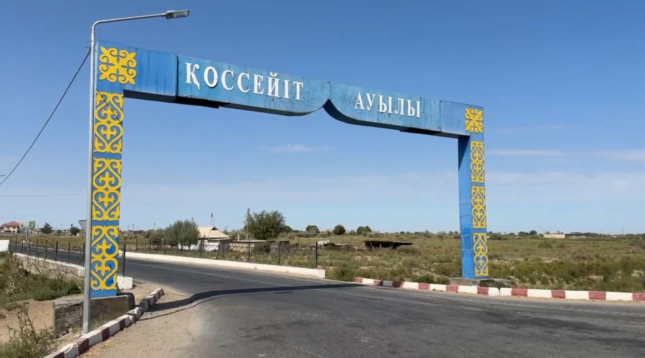 Қазақстандық порно сайттар онлайн Тізеден жоғары етіктегі порно видеолар