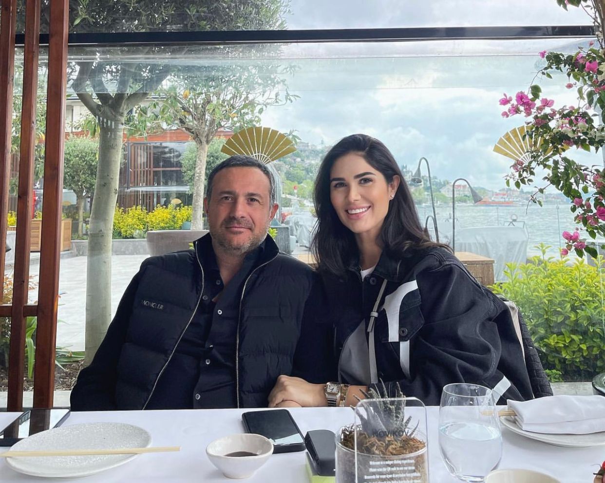 Дачадағы әуесқойлық секс видео